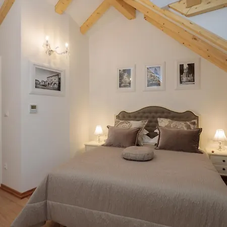 Bed and breakfast Opera Heritage Split