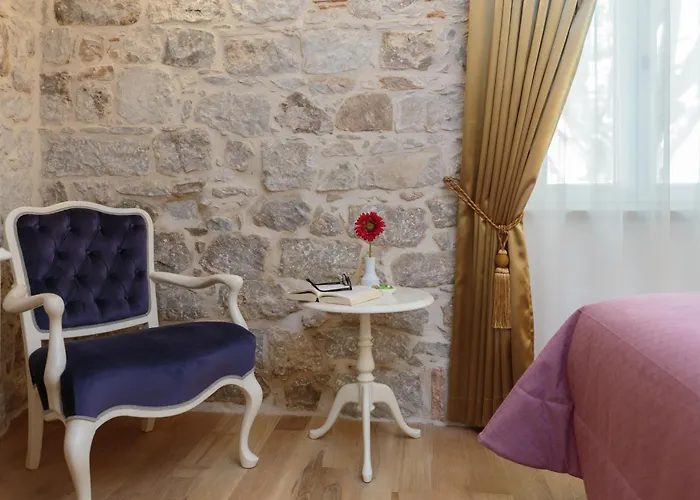 Opera Heritage Bed and breakfast 4*