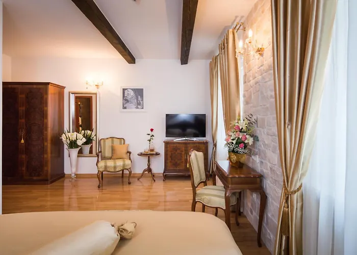 Opera Heritage Bed and breakfast Split