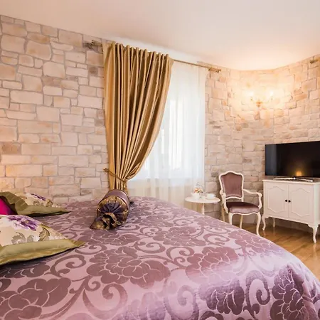 Opera Heritage Bed & Breakfast