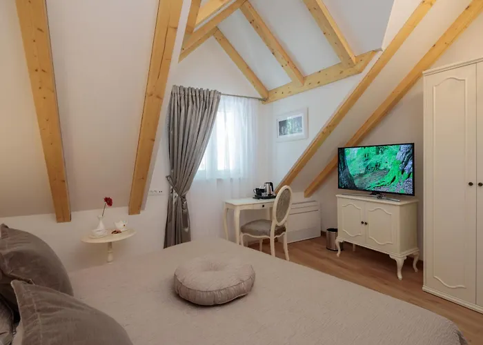 Opera Heritage Nocleg ze śniadaniem 4*