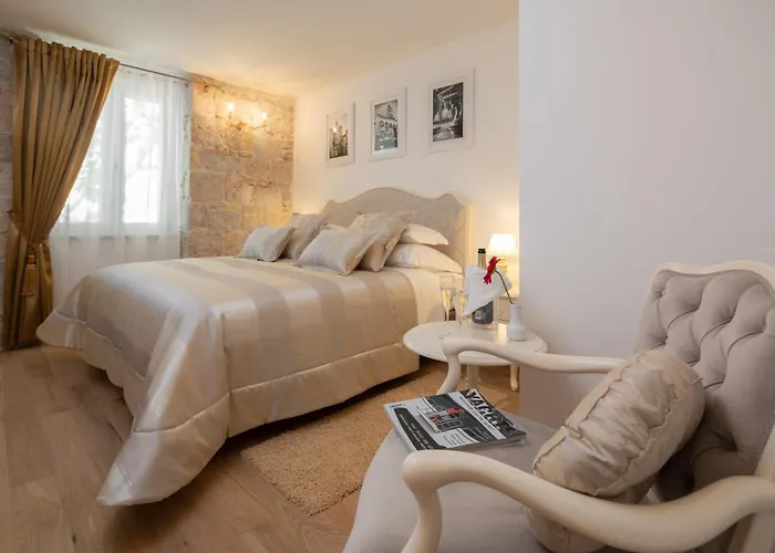 Opera Heritage Nocleg ze śniadaniem 4*